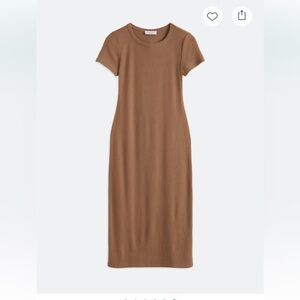 Gilli Isobel Short Sleeved Fitted Midi Dress